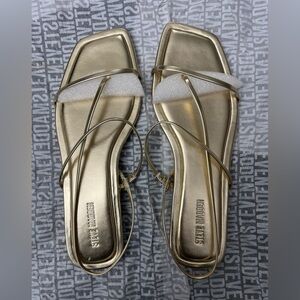 Steve Madden Gold Minimalist Sandals NMT NMB 8.5